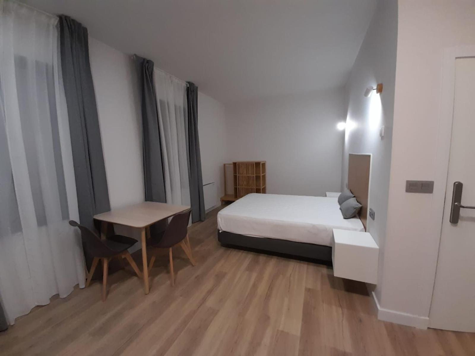 Apartamentos Recunchos Оренсе Экстерьер фото