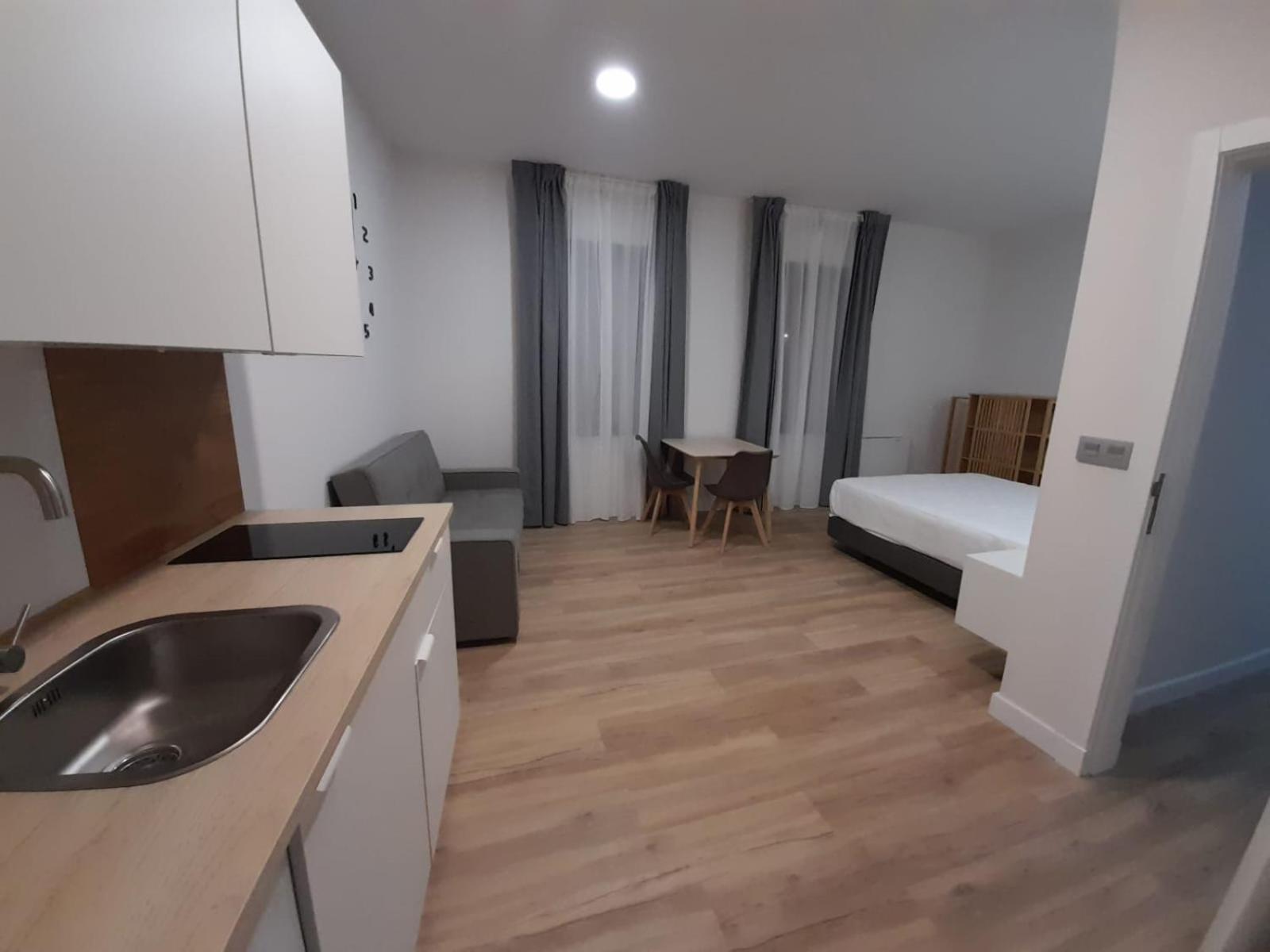 Apartamentos Recunchos Оренсе Экстерьер фото